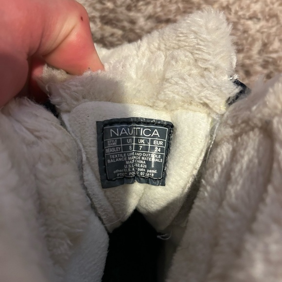 Nautica snow boots - Picture 3 of 4
